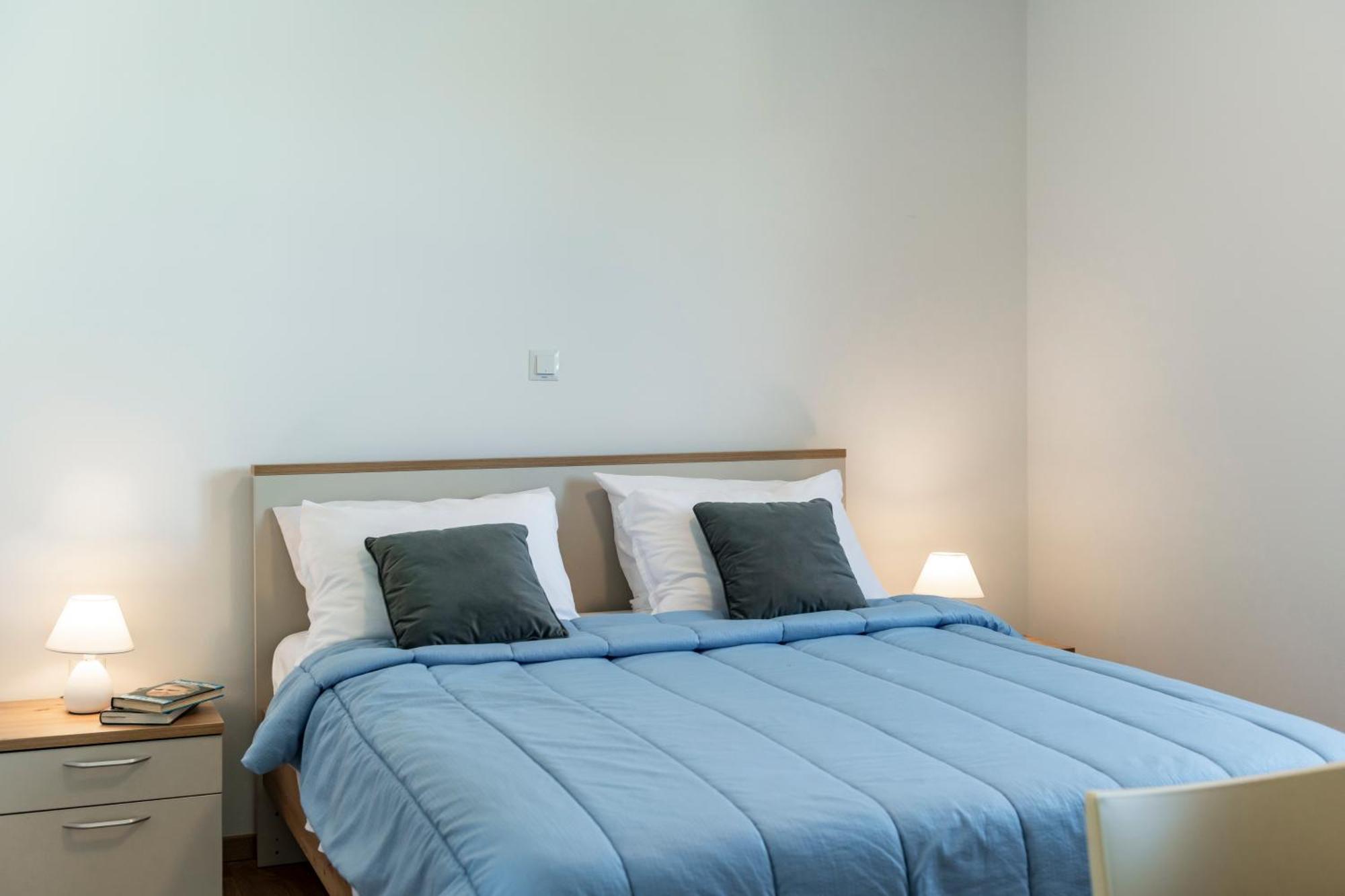 קאבטאט Villa California Apartments מראה חיצוני תמונה