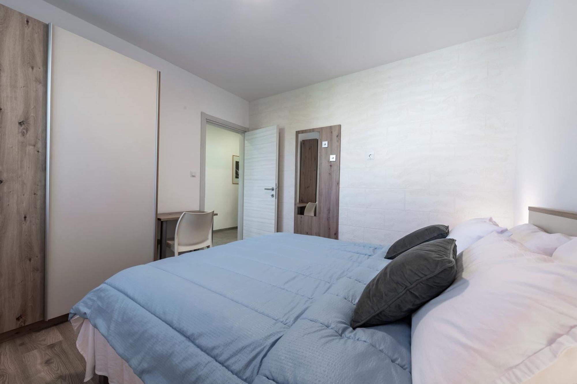 קאבטאט Villa California Apartments מראה חיצוני תמונה