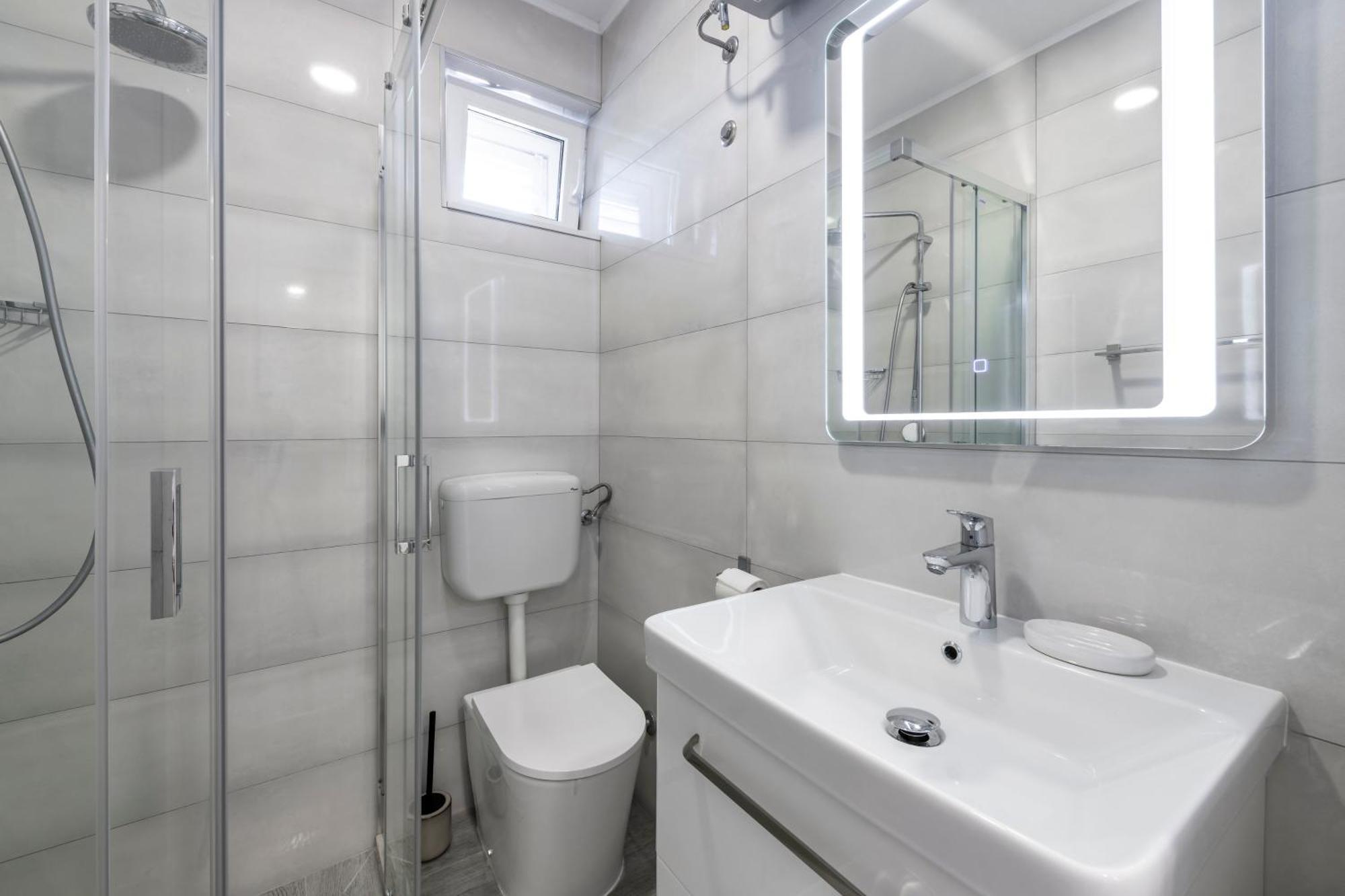 קאבטאט Villa California Apartments מראה חיצוני תמונה