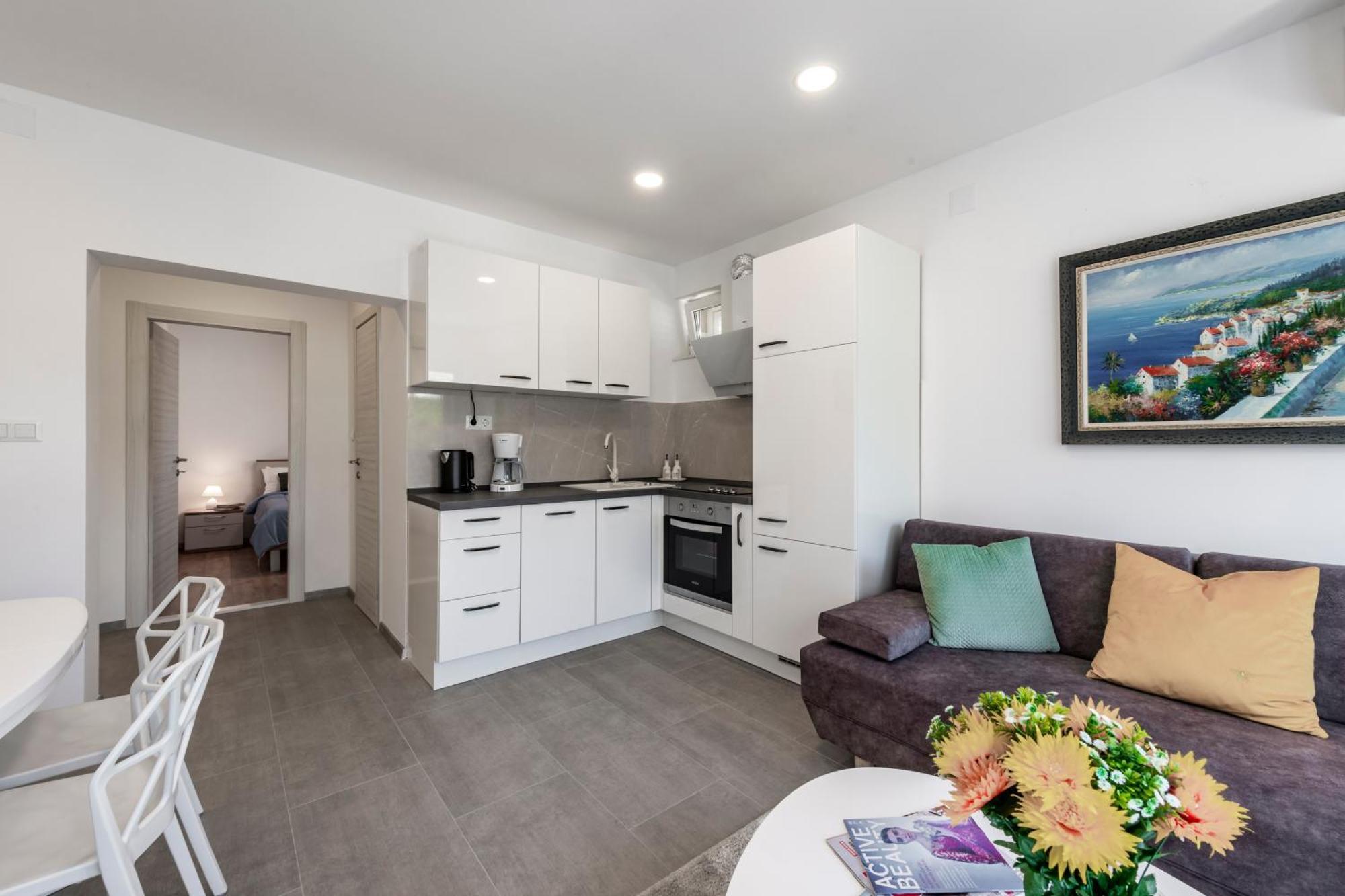 קאבטאט Villa California Apartments מראה חיצוני תמונה